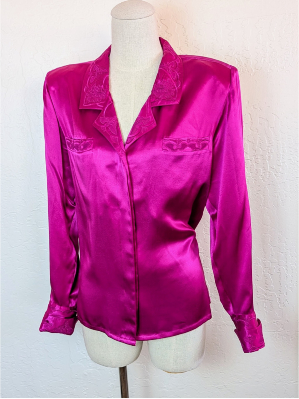 Vintage 100% Silk Fuchsia Western Blouse Size 8 Embroidered Hidden Placket Glam - Picture 2 of 16